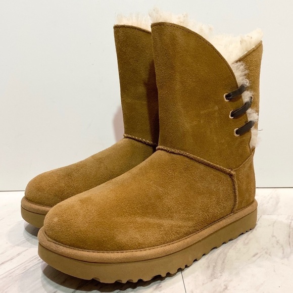New! UGG Constantine Chestnut Short Boots 6 - Picture 1 of 15